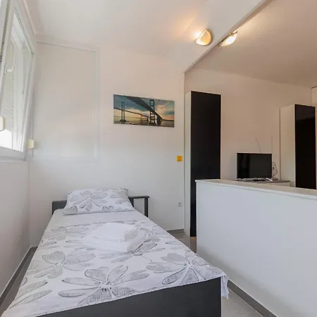Center Diana Apartman Zadar